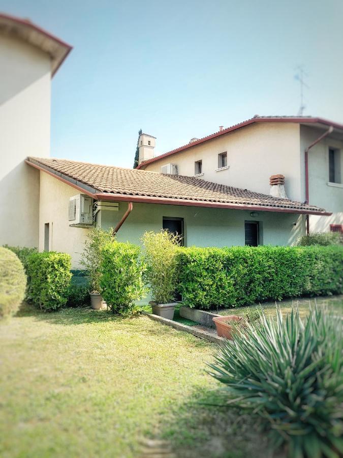 Appartamento Casa Emilia Sirmione Exterior foto